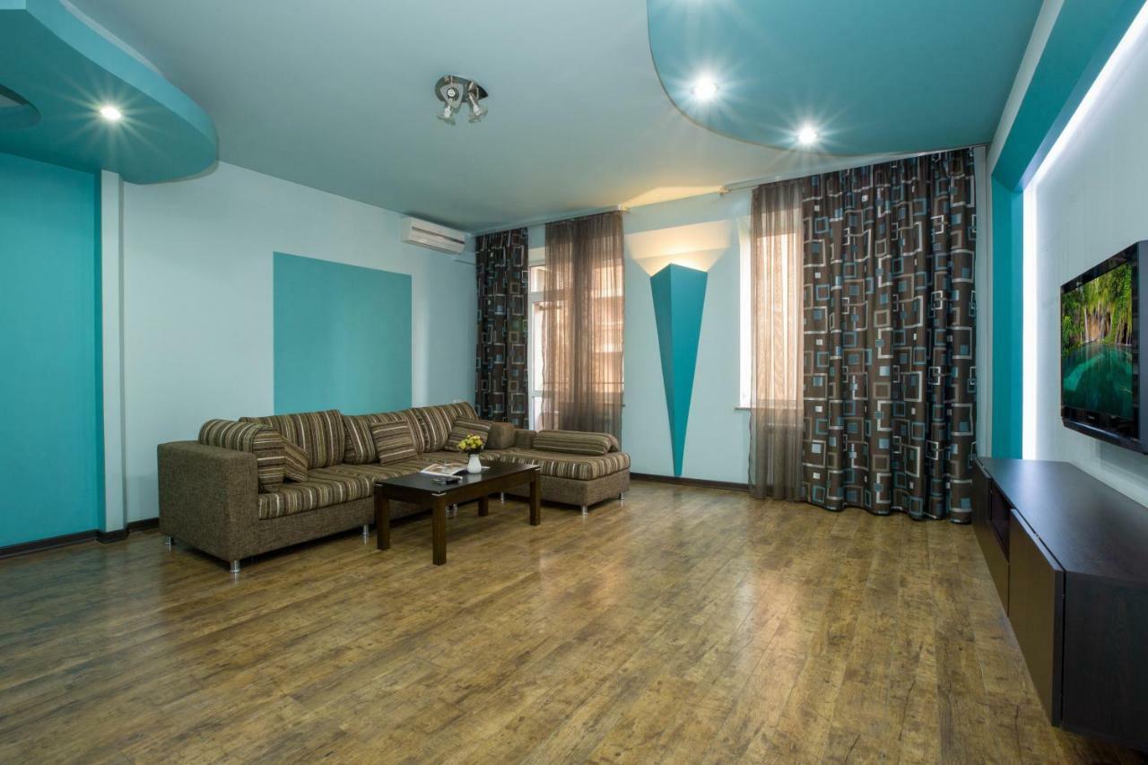 Stay Inn Apartments At Northern Avenue Yerevan Bagian luar foto